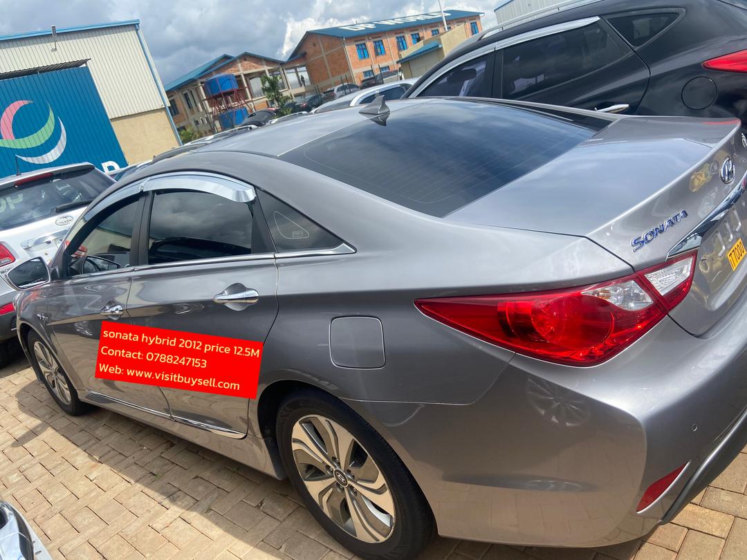 Sonata Hybrid 2012
